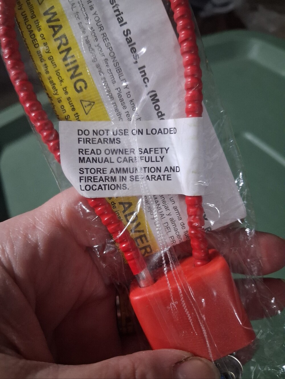 Keyed Cable Lock NEW - Picture 2 of 5